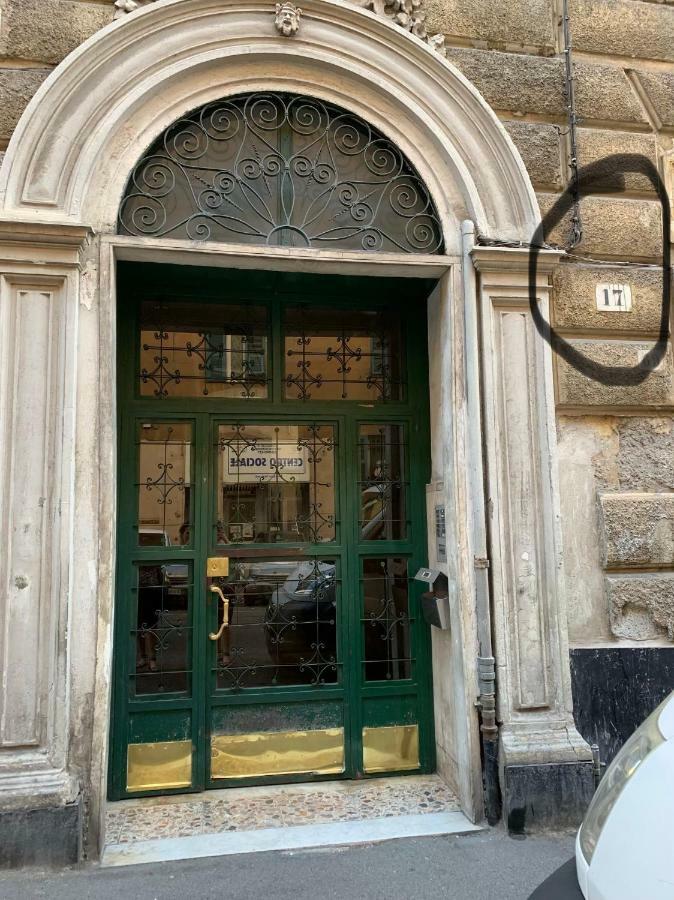 Bed and Breakfast A Casa Di Lou Генуя Экстерьер фото